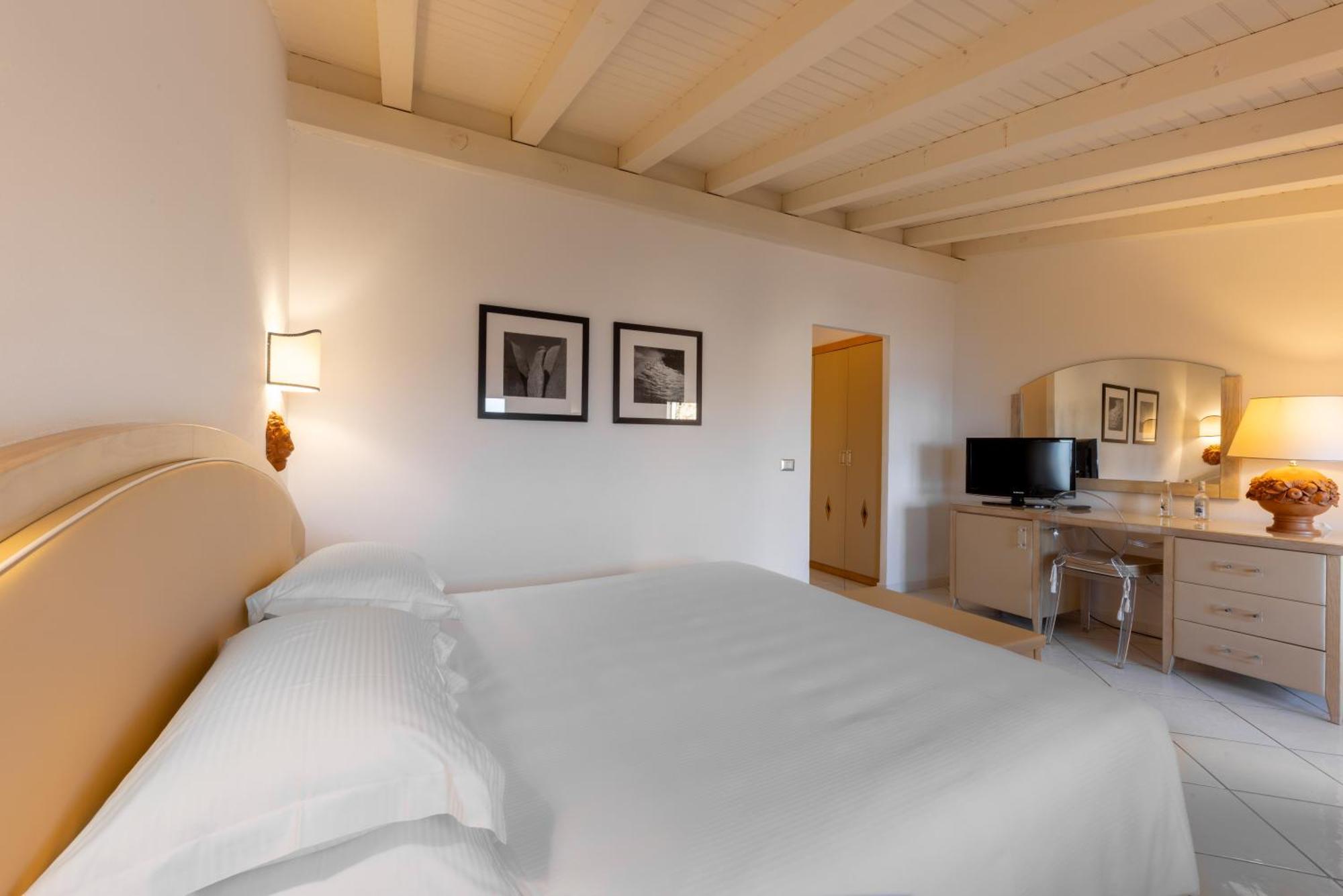 Hotel & Spa Des Pecheurs بونيفَسْيو الغرفة الصورة